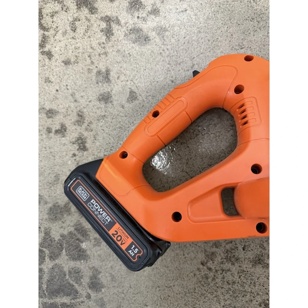 Black and decker‎ cordless battery string trimmer and leaf blower, Battery
